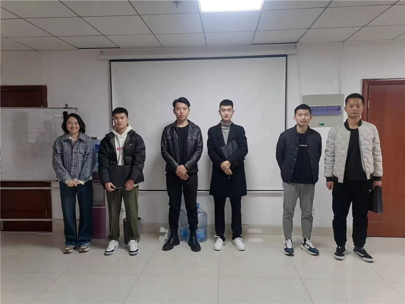 華礦集團(tuán)2023年第二屆拜師儀式成功舉行！